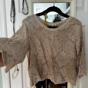 SOLITAIRE Women's Beige Floral Embroidered 3/4 Sleeve Top‎ Size L